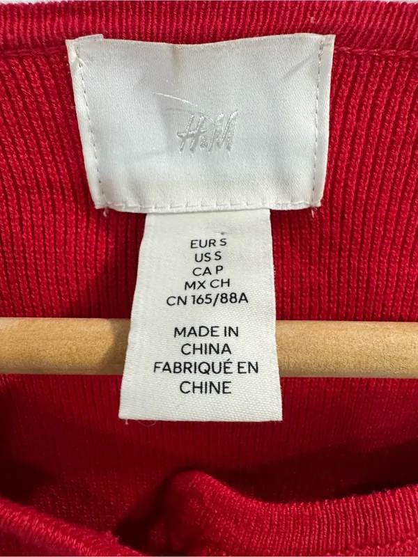 H&M Red Knit Cardigan Sweater Gold Button Front Women’s Size S Classic - Image 7