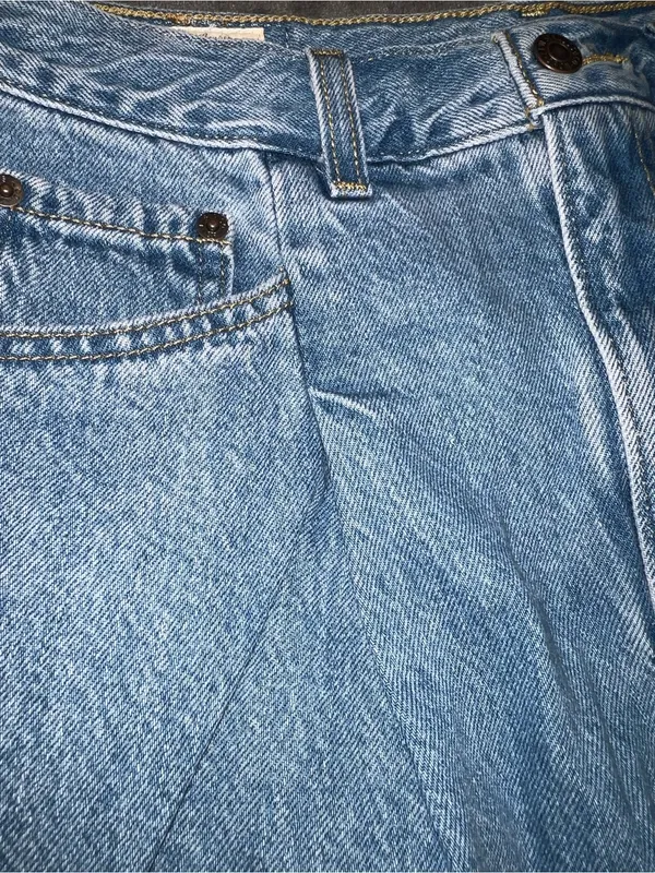 Levi’s High Loose Jean Size 28 - Image 9