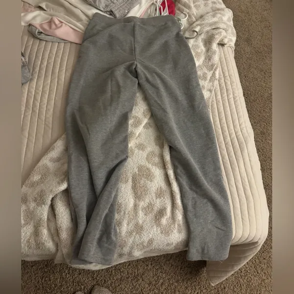 dark grey dry goods wide leg sweatpants - Image 3
