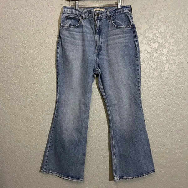Levi’s 70’s High Flare Jeans 32x30 - Image 4