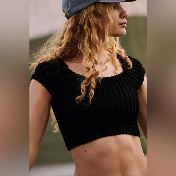 Free People Get Ripped Tee XS/S NWOT - Image 2