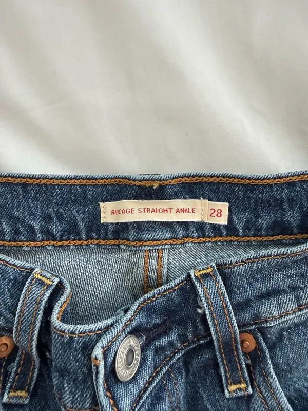 Levi’s Jeans - Image 2