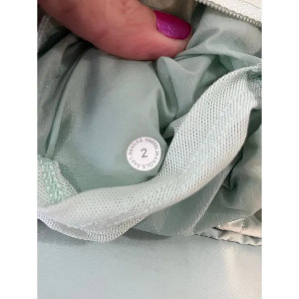 Lululemon Down For It All Running Vest Delicate Mint 4-Way Stretch Quilted 2 - Image 13