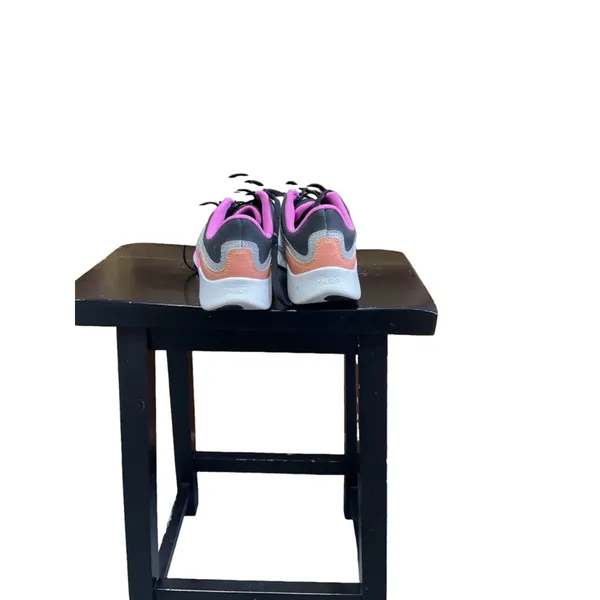 Women's New Balance Running Shoes 9.5 Gray Pink - Image 3