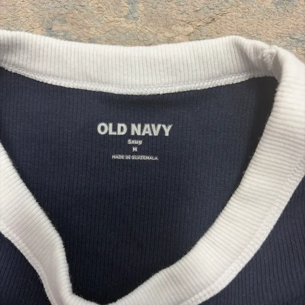 Old Navy New York Tee - Image 3