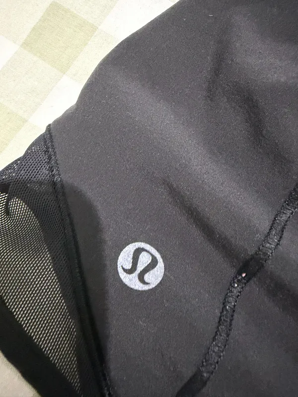 Lululemon Hotty Hot Shorts 2.5" - Image 3
