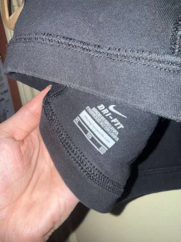 Nike Dri-FIT Black Sports Bra With Adjustable Straps & Just Do It Logo. Lightwei - Image 7