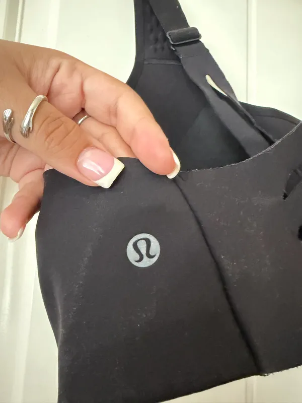 Lululemon Air Support Sports Bra - Image 4