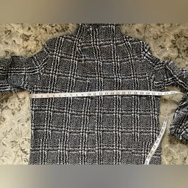 Nice,soft,very COMFY trench coat/long jacket 🖤🤍🖤 - Image 12