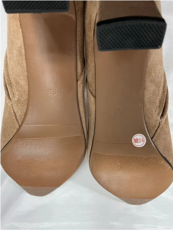Womans New Ankle Boots 9.5 Cowhide Tan Side Zip Pointed Toe Chunky Heel - Image 6