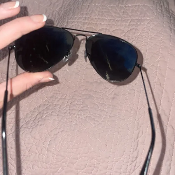 All Black Polarized Ray-Ban Aviators - Image 3