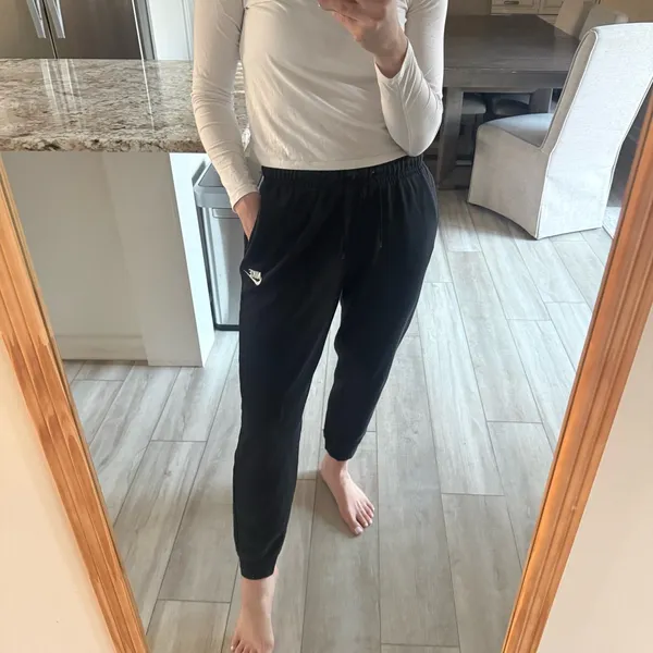 Nike Black Lightweight Jogger Pants Size Medium - Image 2