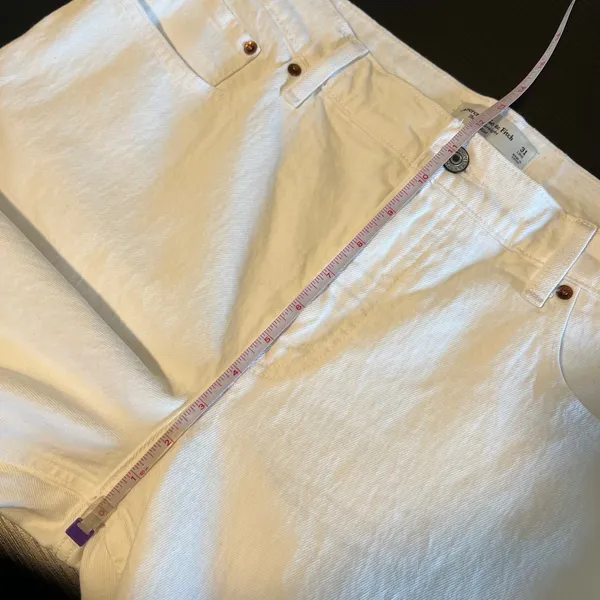 Abercrombie & Fitch Curve Love The 90s Straight Mid Rise White Jeans 31 Long NWT - Image 9