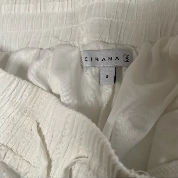 CIRANA Eyelet Lace Patch‎ quilt coastal beachy Cottagecore size Small - Image 6