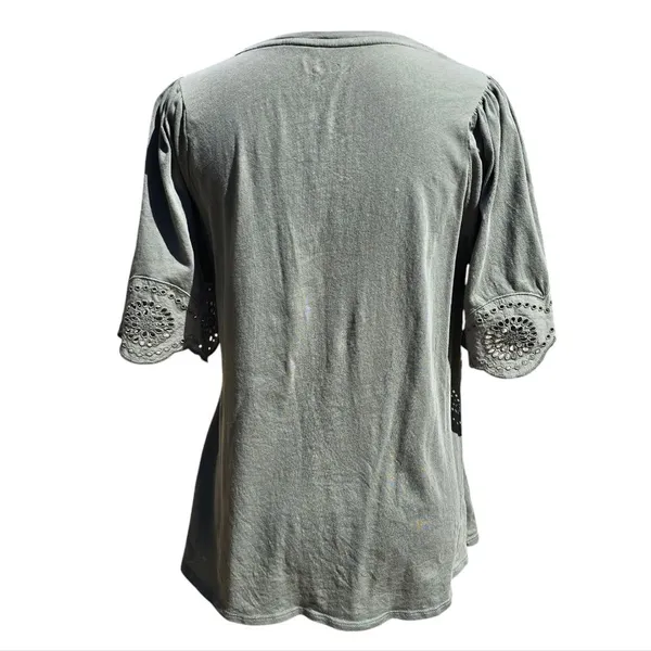LOFT -1671 Short Eyelet‎ Sleeve Sage Green Top Medium - Image 3