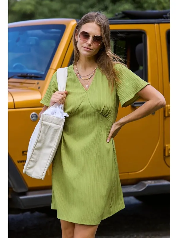 NWT Cupshe Green Flared Sleeve Mini Dress - Size: Small - Image 10