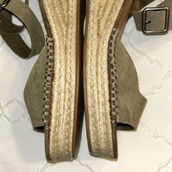 Steve Madden Green Suede/Leather Wedge Heel Open Toe Sandals (Size 8.5M) - Image 6
