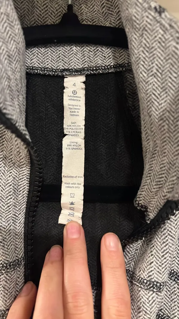 Lululemon Zip-Up Jacket - Image 4