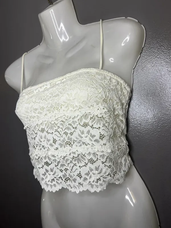 Out From Under Tank Top Womens Medium White Lace Floral Crop Cami Summer - Image 3