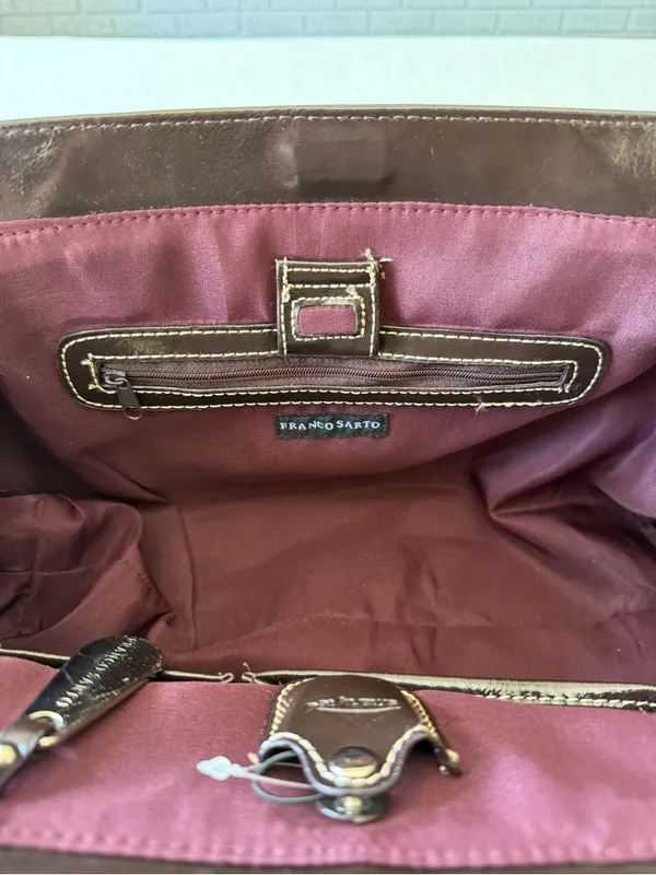 NWT Y2K Franco Sarto Glossy Patent Shoulder Bag in Chocolate Dark Brown Large - Image 10