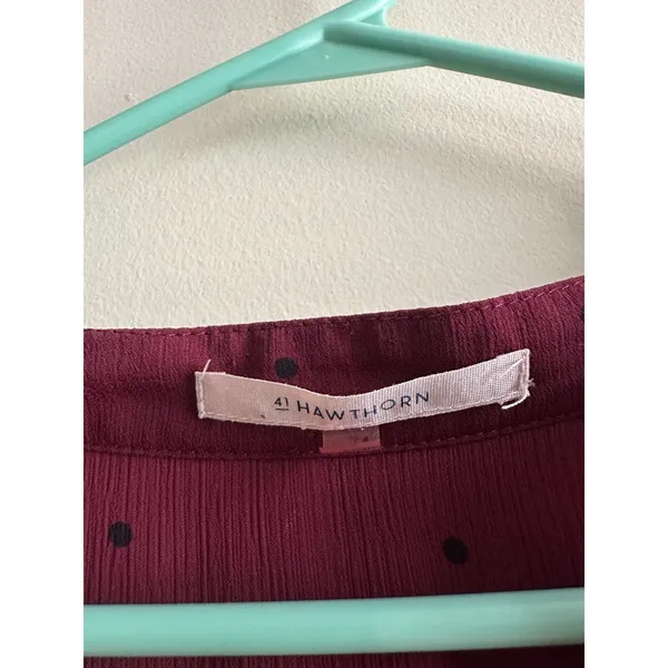 Flawed* 41 Hawthorn Burgundy Polka Dot Hi-Low Blouse Medium - Image 2