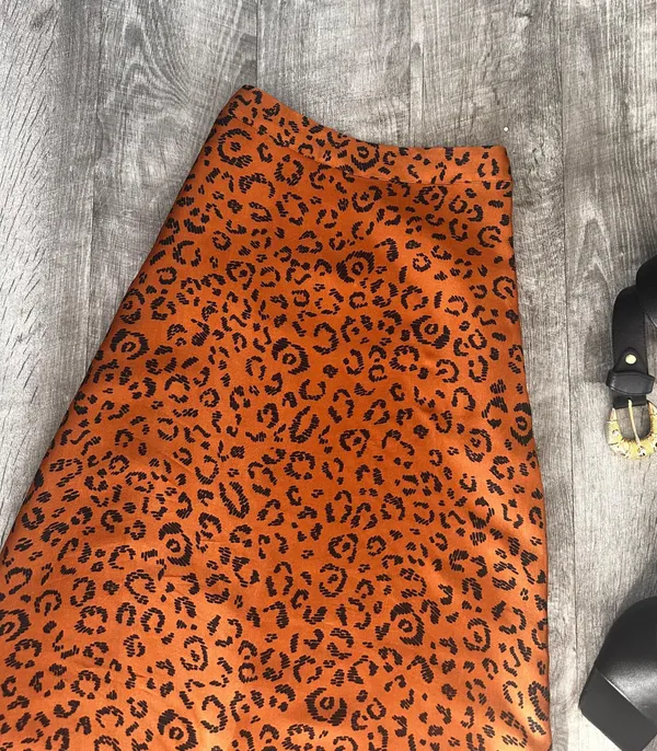 Farm Rio Anthropologie Satin Midi Skirt Leopard Print Size XS - Image 5