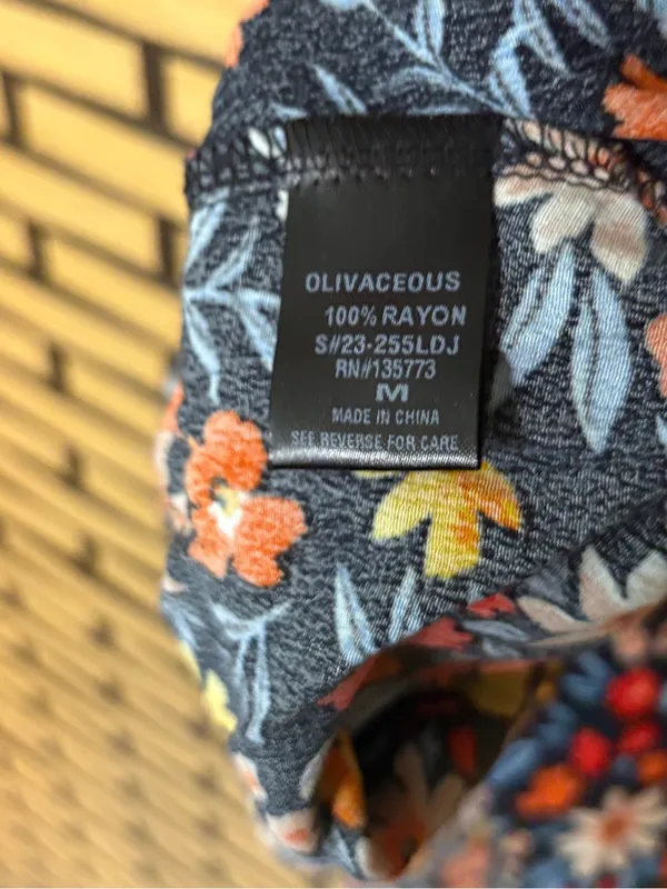 Olivaceous Floral Dress Size Medium - Image 9