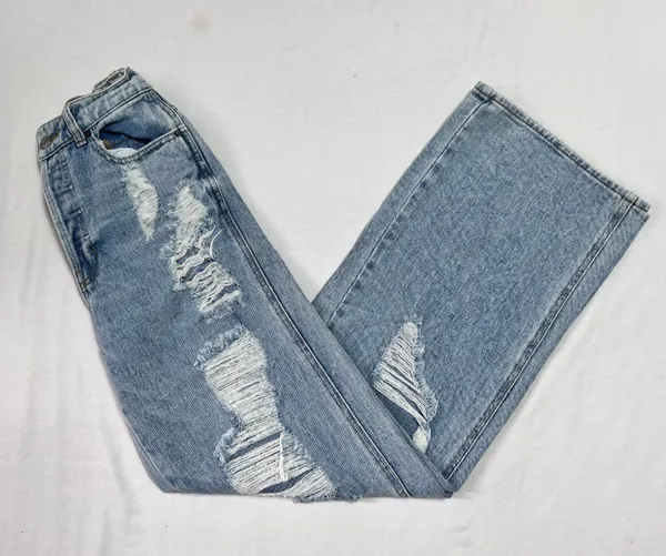 High Waisted Baggy Jeans - Image 7