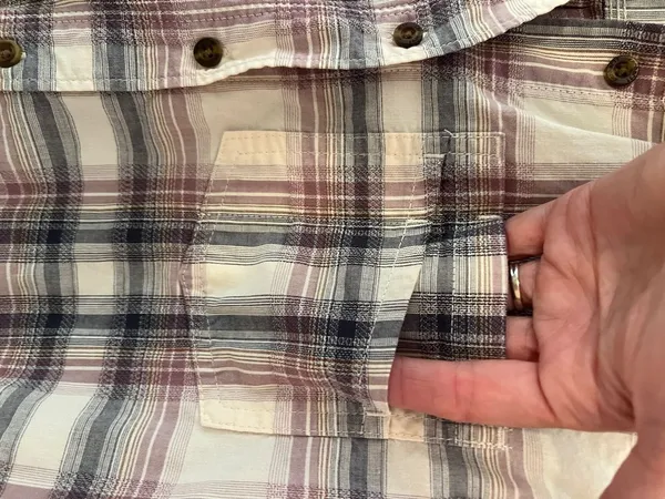 Carhartt Women's Plaid Button-Down Shirt NWOT - Image 6