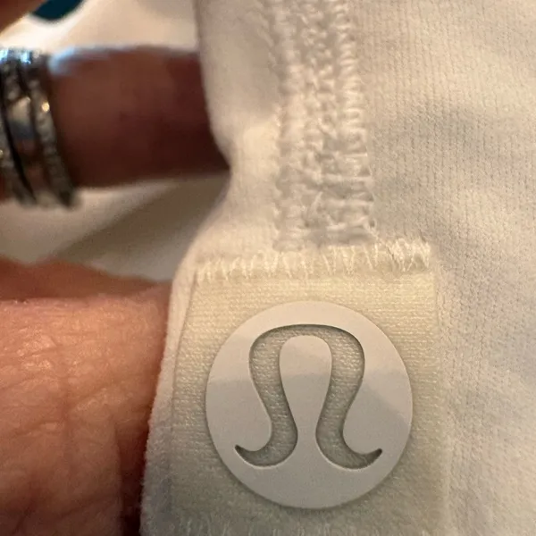 Lululemon White Longline Racerback Sports Bra Built-In Cups XXS/XS - Image 2
