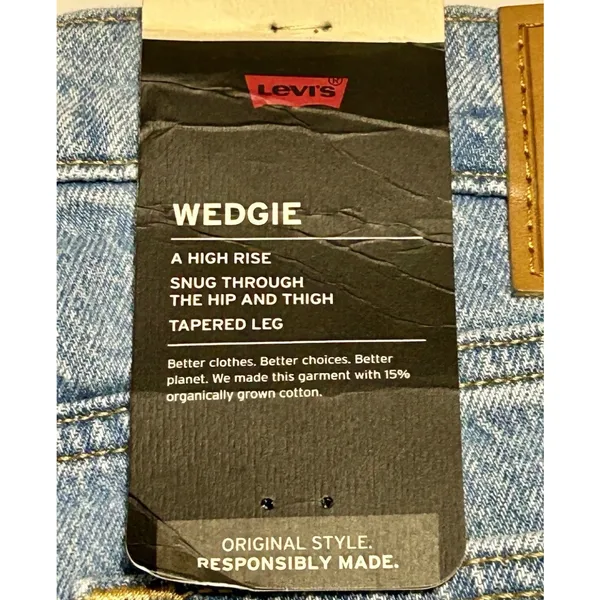 Levi's Premium Wedgie High Rise Tapered Jeans Women's Size 30 Light Wash NWT - Image 9