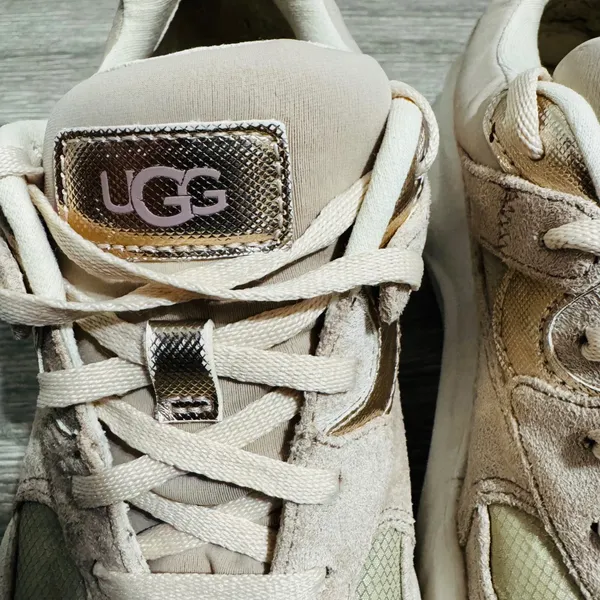 UGG LA Hills Women Beige Pink Suede Mesh Platform‎ Sneakers Size 6 Metallic - Image 6