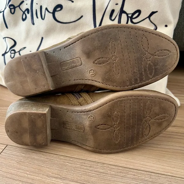 SO Olive Green Booties Brown Size 7.5 - Image 8