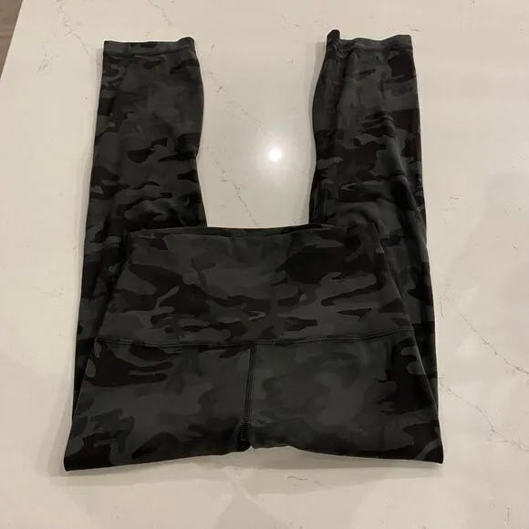 Lululemon Align Crop Leggings Camo‎ size 4 - Image 5