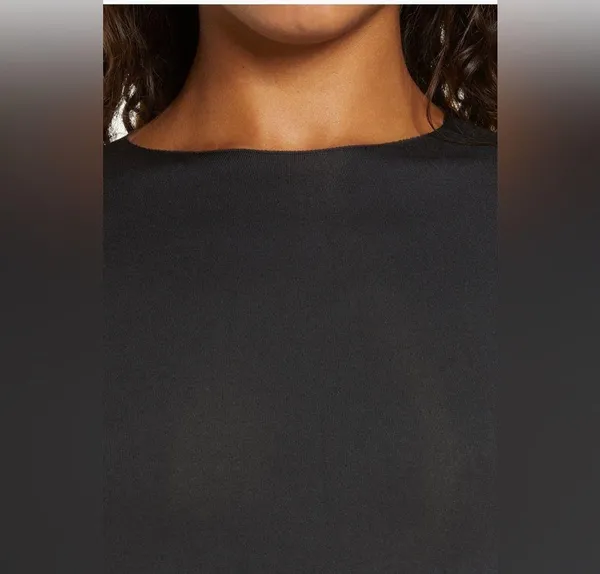 SKIMS Essential Bodysuits Crewmeck long sleeve, Size XX-Small, $78 - Image 4