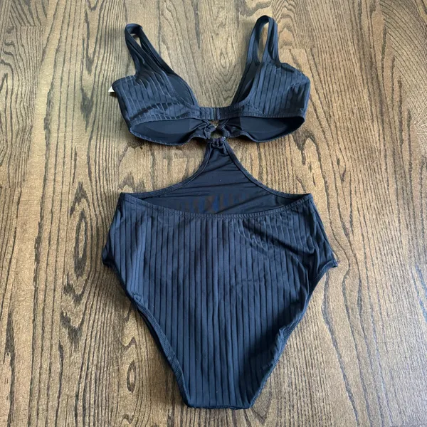 Aerie Womens Black Ribbed Cut Out Ring One Piece Monokini Swim Suit Size Large - Image 2