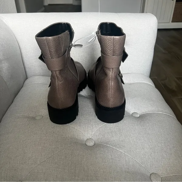 NWT Macombs Water Resistant Leather Moto Boots SIZE 10 - Image 4