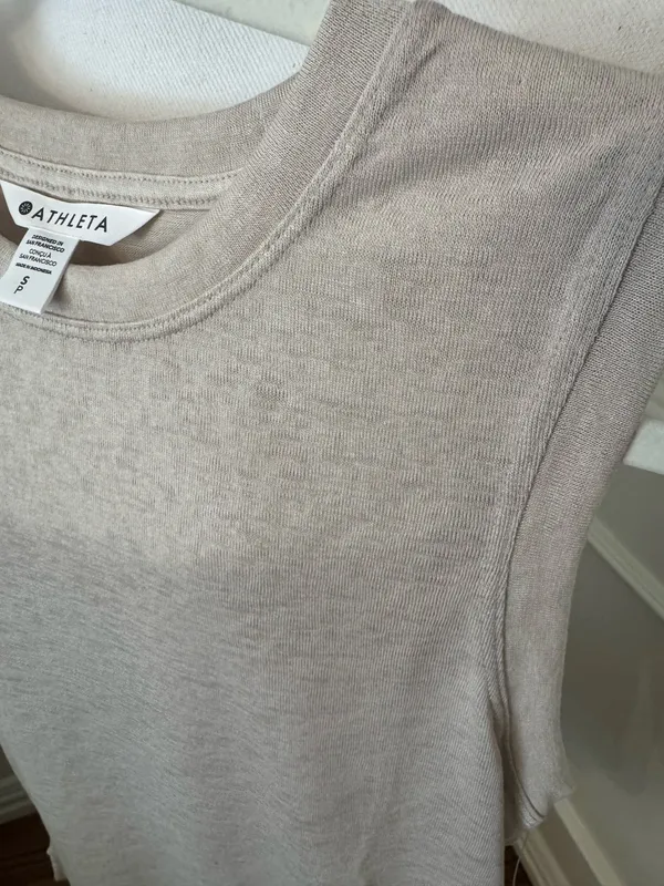 Athleta linen tank NWT  - Image 2