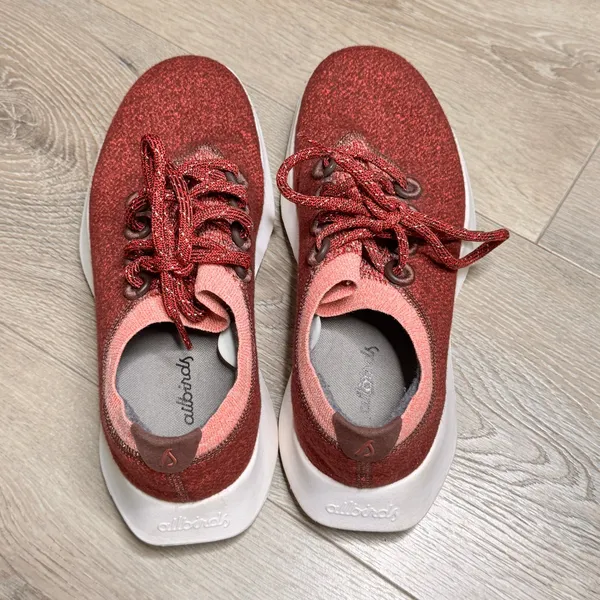 Allbirds Dasher Mizzle Wool Running Shoes Burgundy Womens Size 7‎ - Image 4