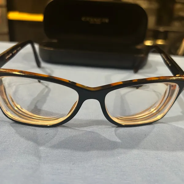 Coach Black and Brown Tortoise Frame Eyeglasses Frame and Coach Hard Case only. - Image 7