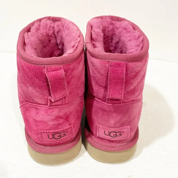 UGG Australia Women Size 8 Pink Classic Suede W Arden Boot - Image 4