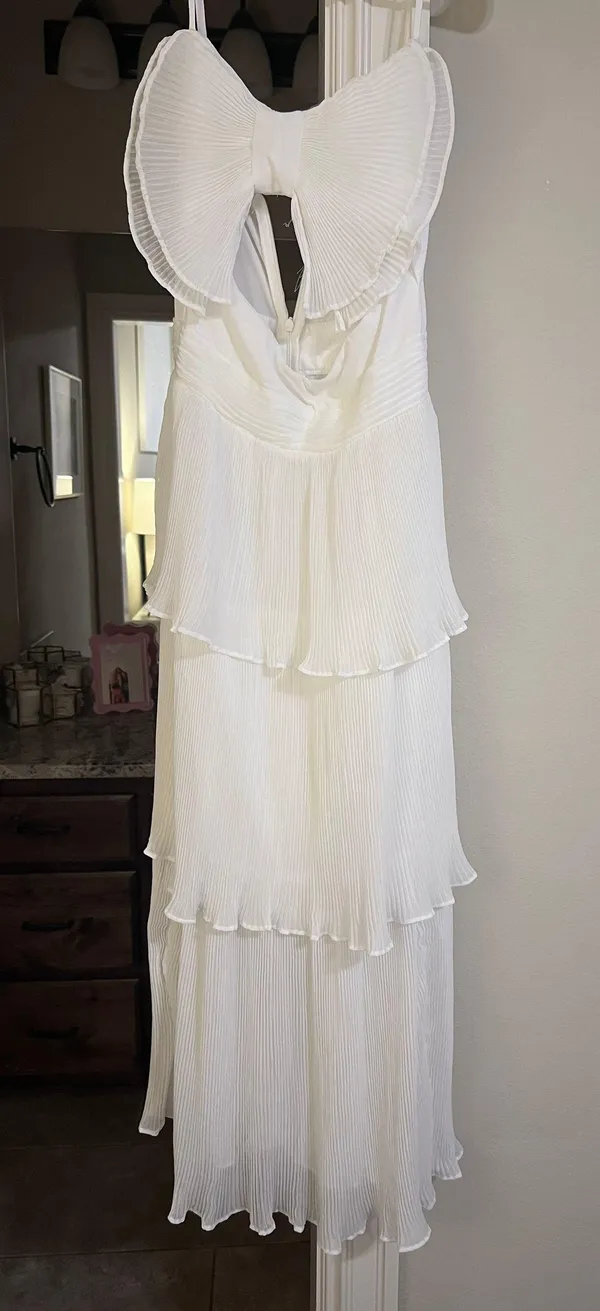 Bow ruffle White Maxi Dress  - Image 2