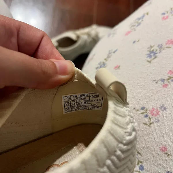 Ugg treadlite shoes - Image 6