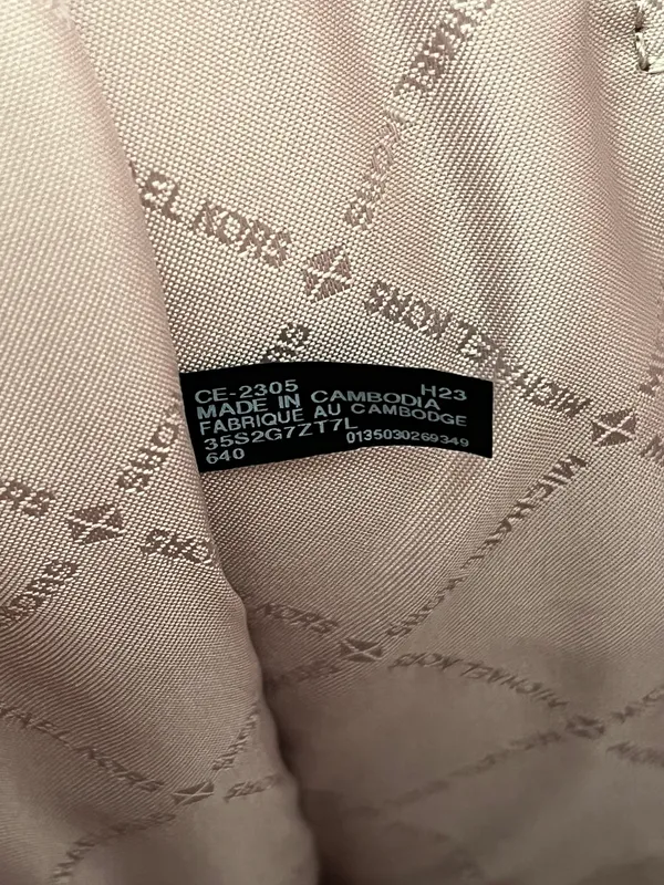 Michael Kors Purse - Image 12