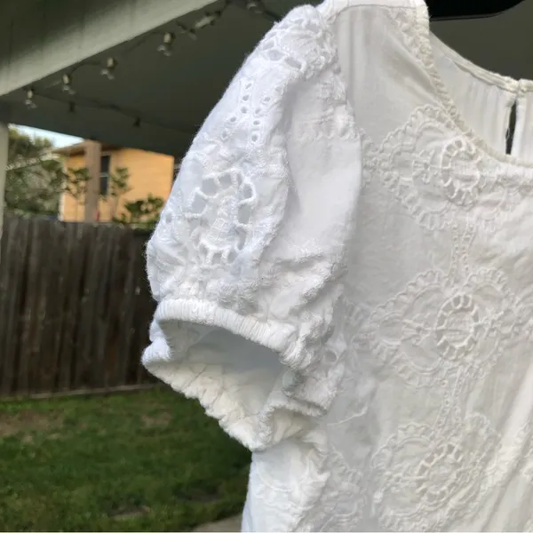 Roolee White Cotton Eyelet Puff Sleeve Blouse M - Image 5