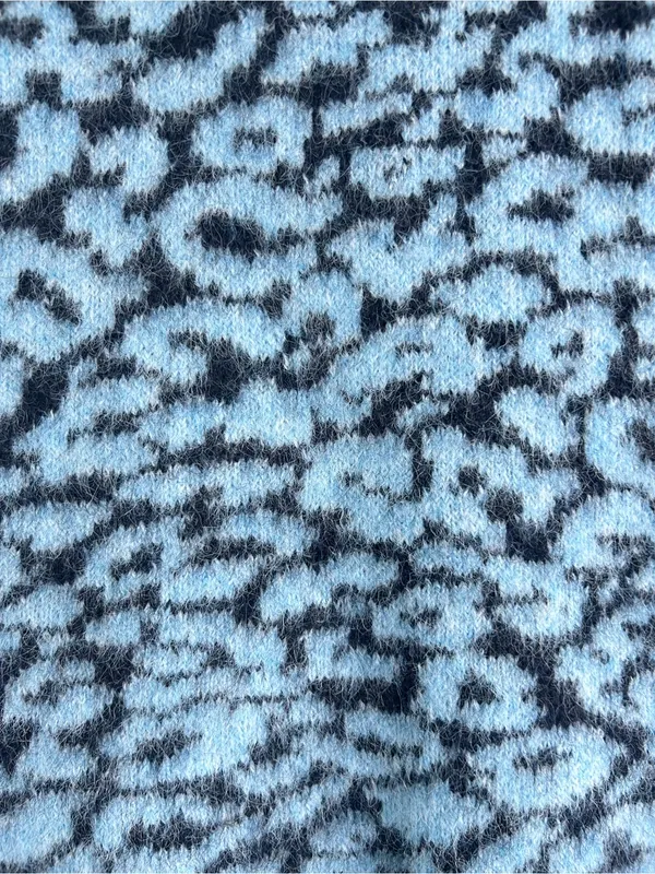 &merci Blue Patterned Fuzzy Knit Vest with Gold Buttons small - Image 4