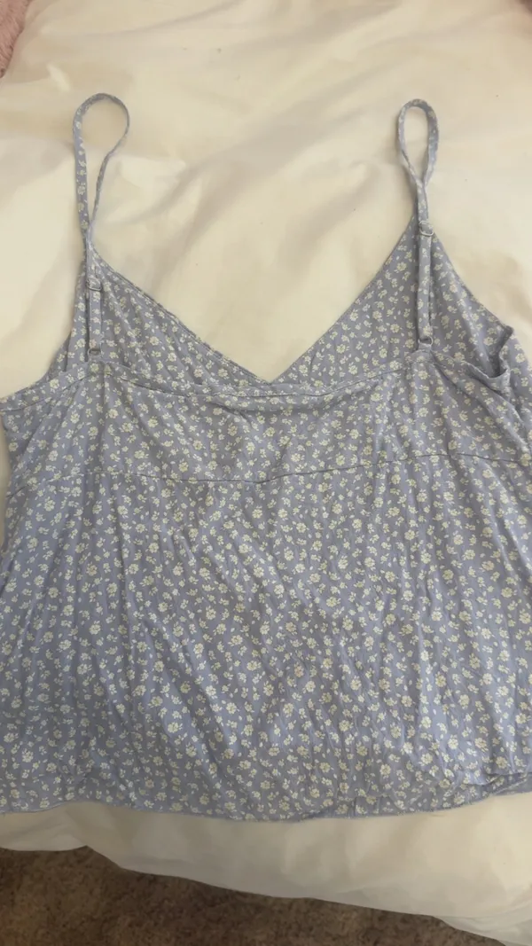 Brandy Melville Blue Floral Tank Top - Image 2