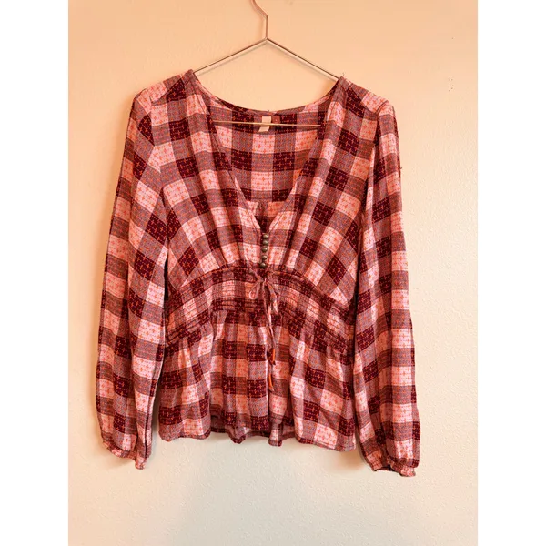 Pilcro Blouse Women Medium Red Plaid Smocked‎ Waist V-Neck Boho Top - Image 5
