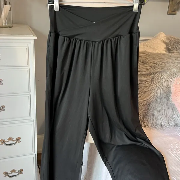 Wide Leg Pants Cross Over Waist Black Silky Stretchy Womens Medium Yoga - Image 6
