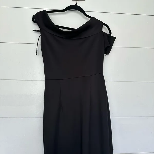 Black Halo Eve Women’s Black 4 Zendaya Gown - Image 5